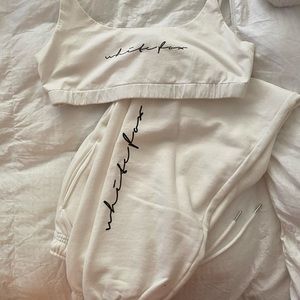 White Fox Lounge Set